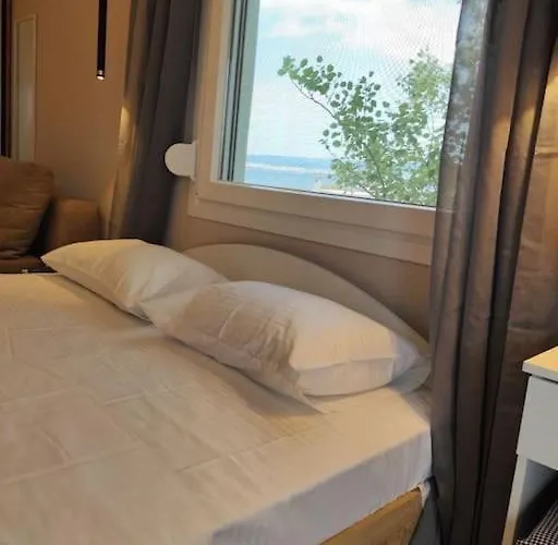 Lydia Luxury By The Sea Apartamento Peraía